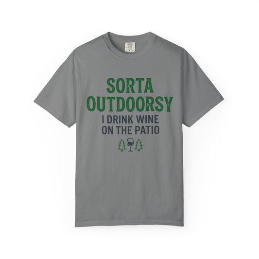 Sort Outdoorsy (I drink wine on the patio) T-Shirt