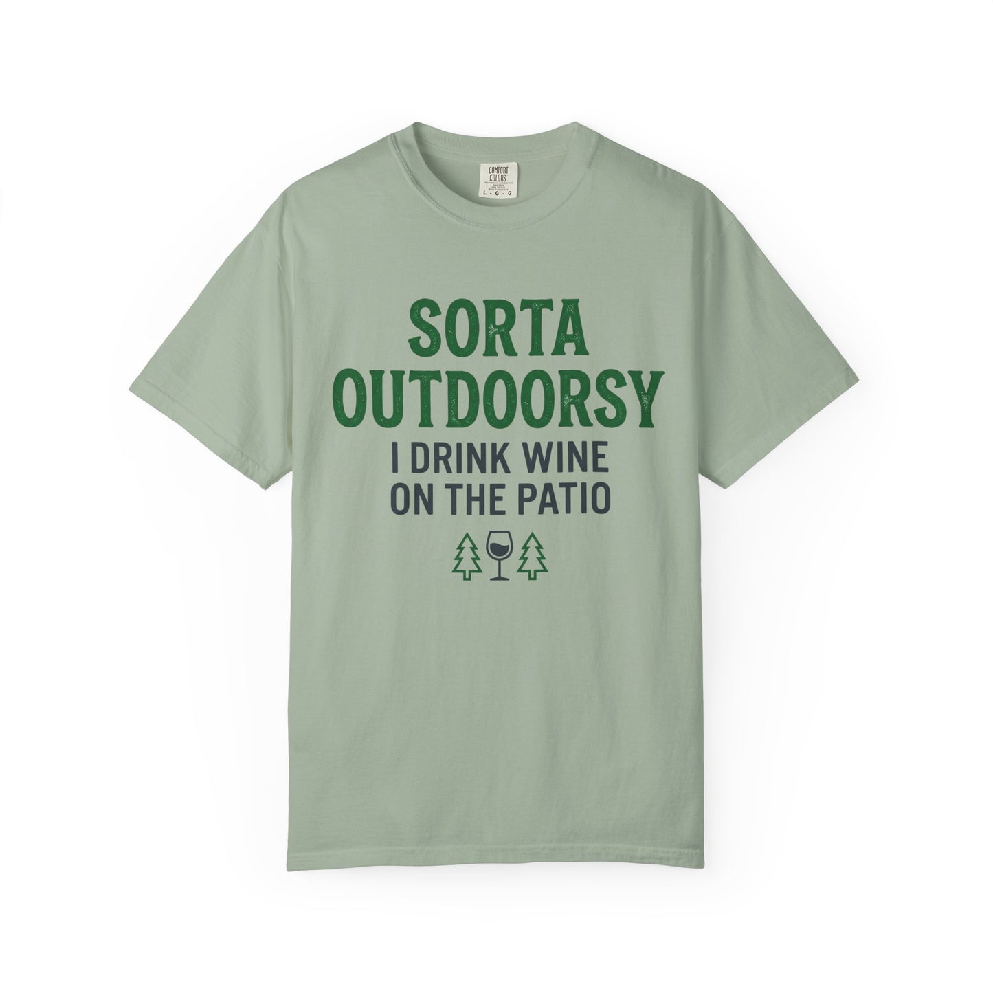 Sort Outdoorsy (I drink wine on the patio) T-Shirt