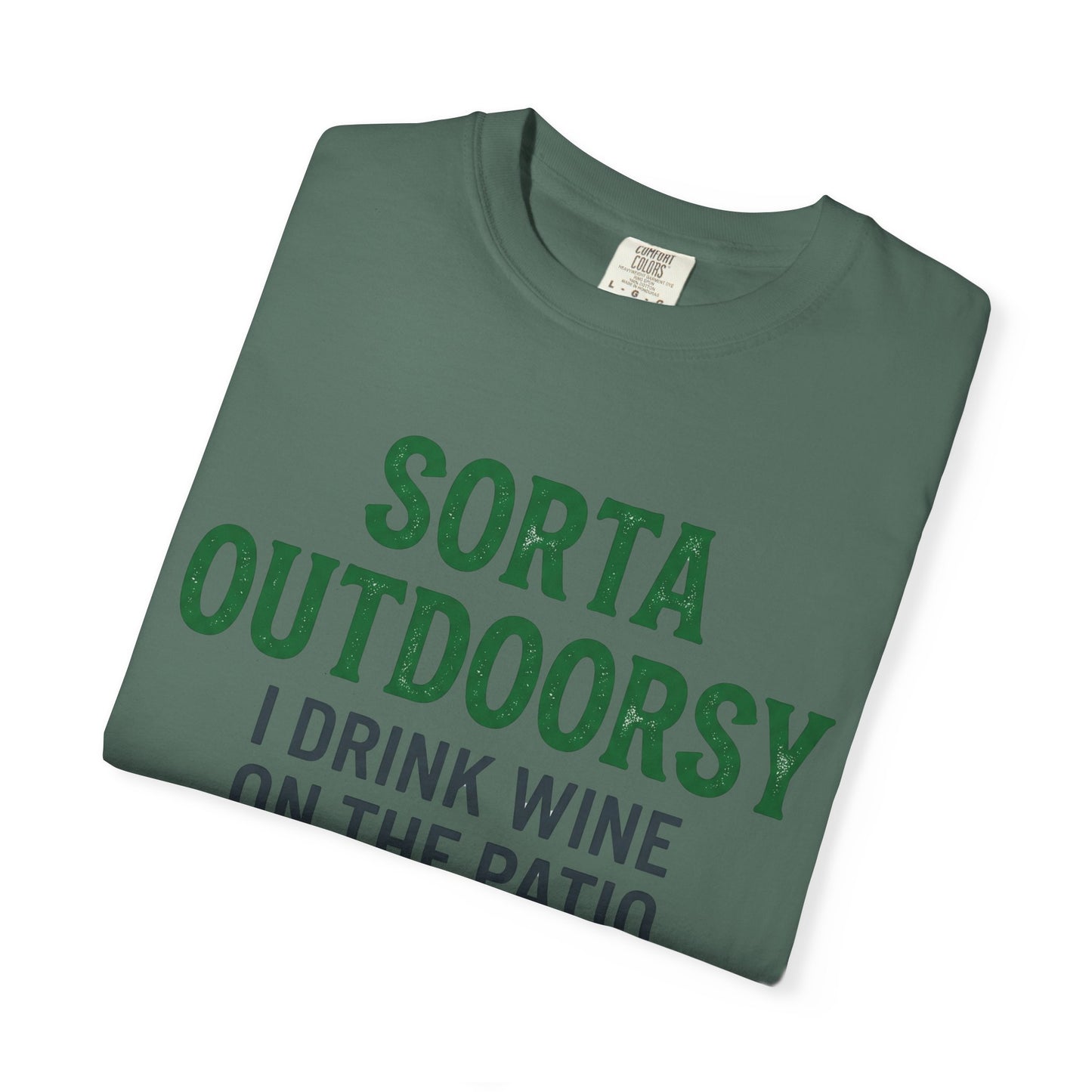 Sort Outdoorsy (I drink wine on the patio) T-Shirt